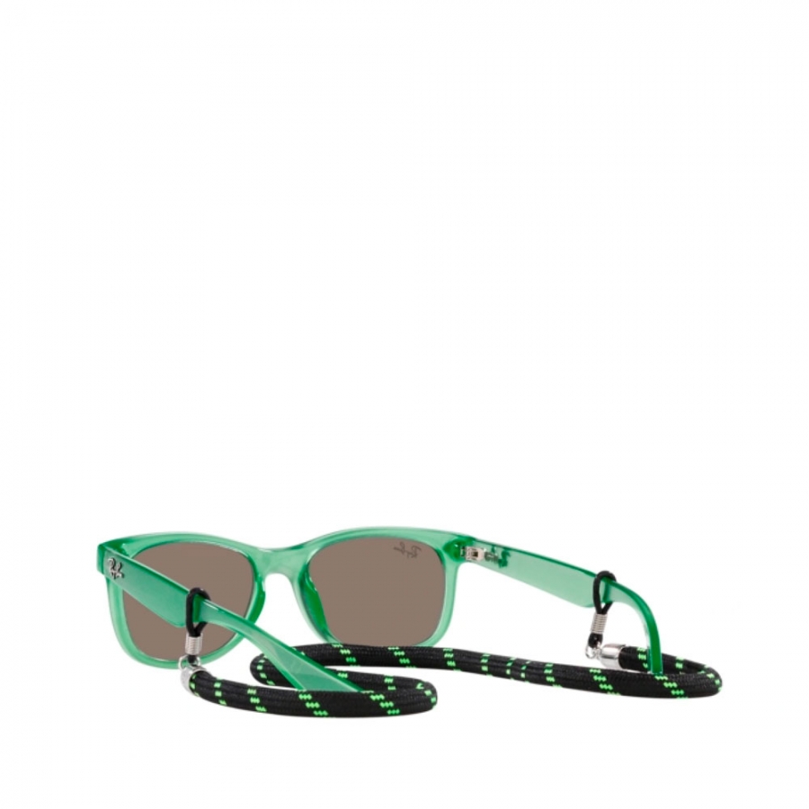 occhiali-da-sole-nuova-capsula-estiva-wayfarer-kids