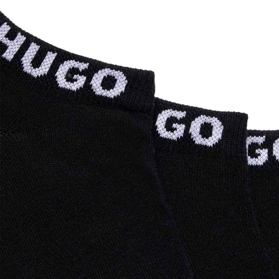 lot-de-trois-chaussettes-avec-logo-sur-les-poignets