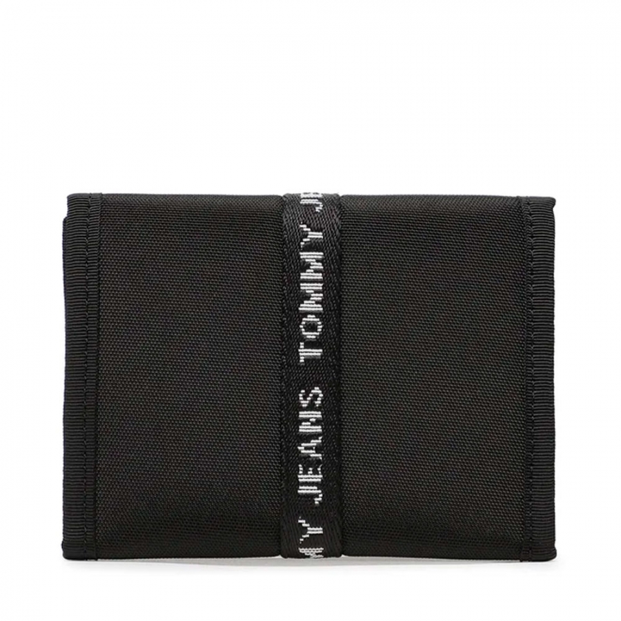 essential-three-fold-recycled-wallet