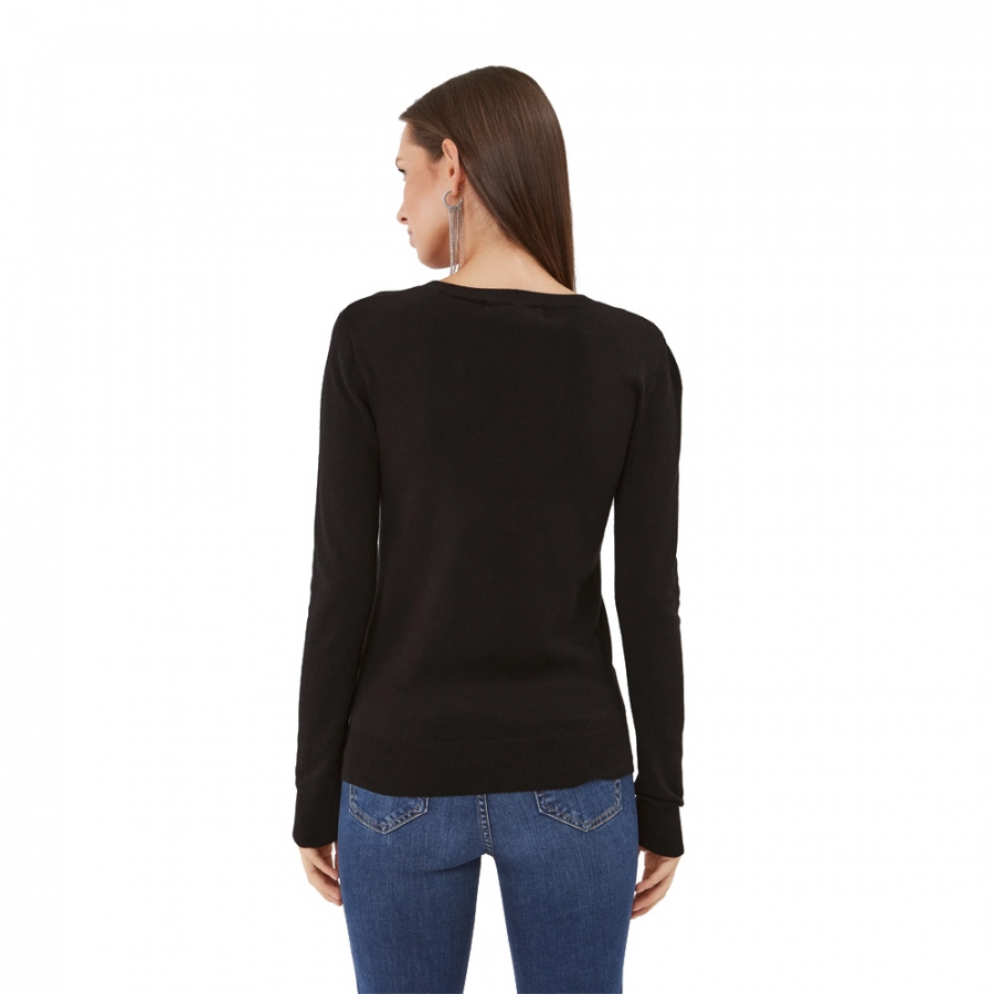 helene-black-sweater-with-logo
