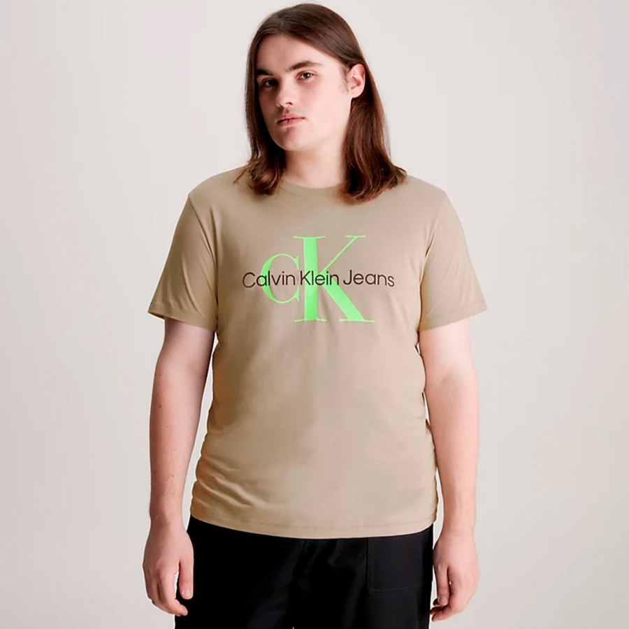 slim-t-shirt-with-logo