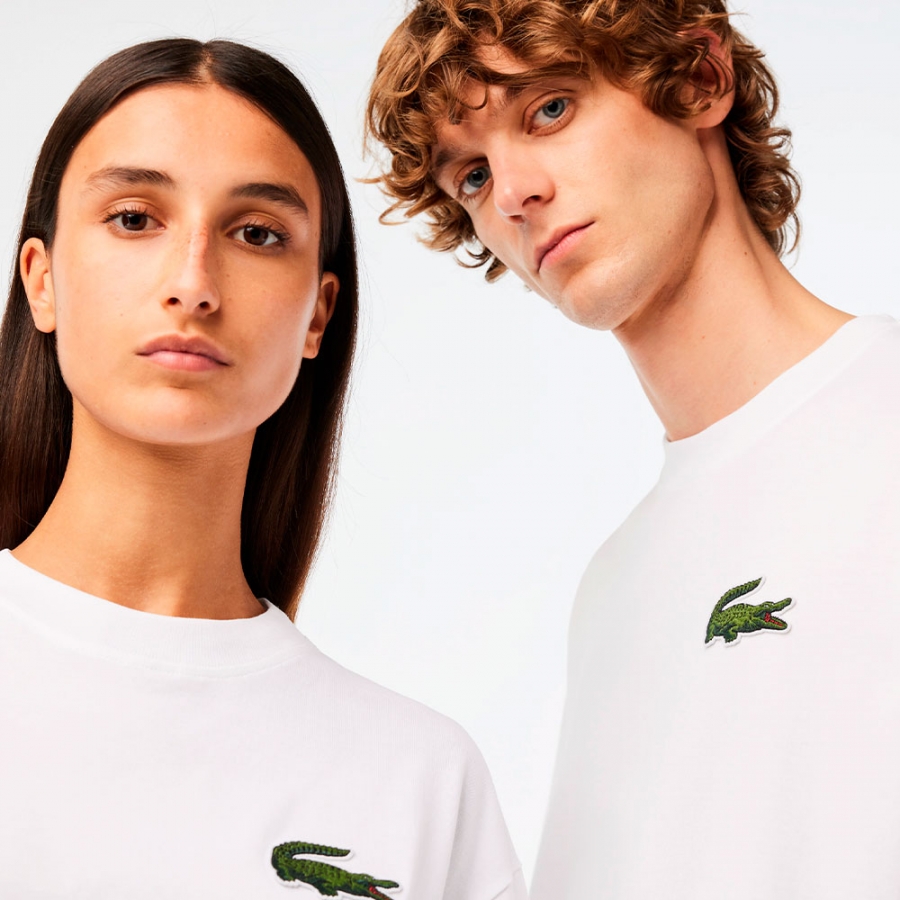 unisex-loose-fit-t-shirt-with-oversized-crocodile