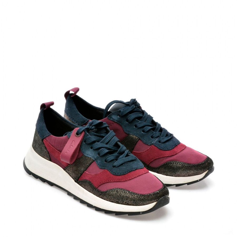 clarks-dashlite-jazz-trainer