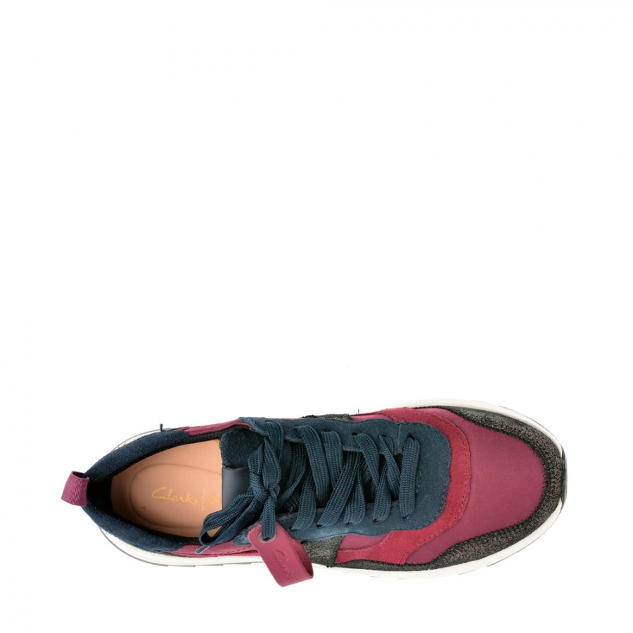 clarks-dashlite-jazz-trainer