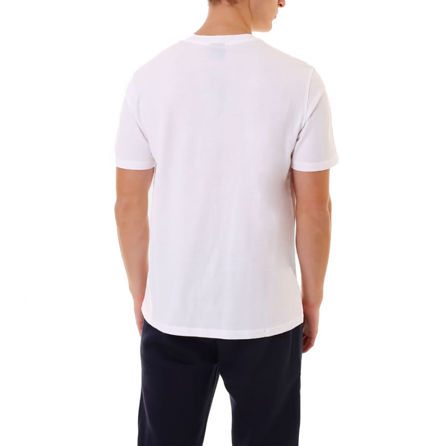 white-crewneck-t-shirt