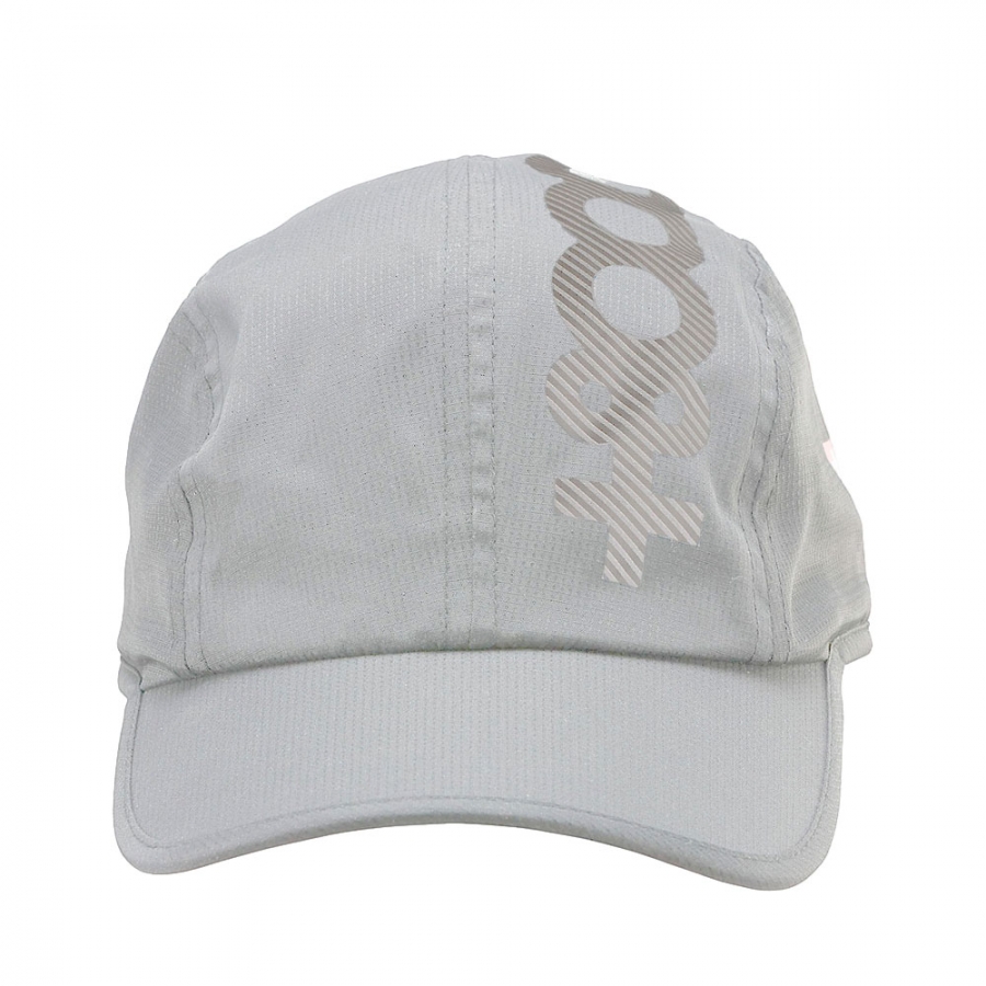 light-gray-cap