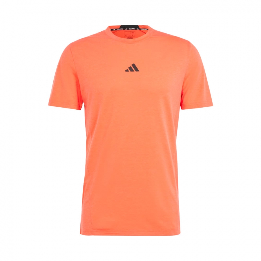 t-shirt-progettata-per-l-allenamento