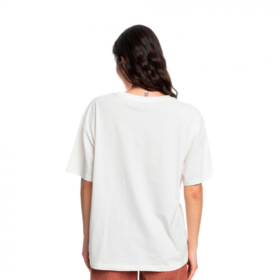 t-shirt-sabbia-sotto-il-cielo