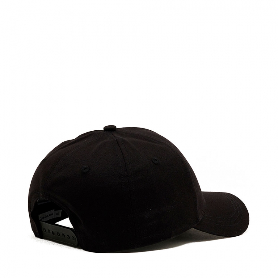 casquette-en-serge-monogramme