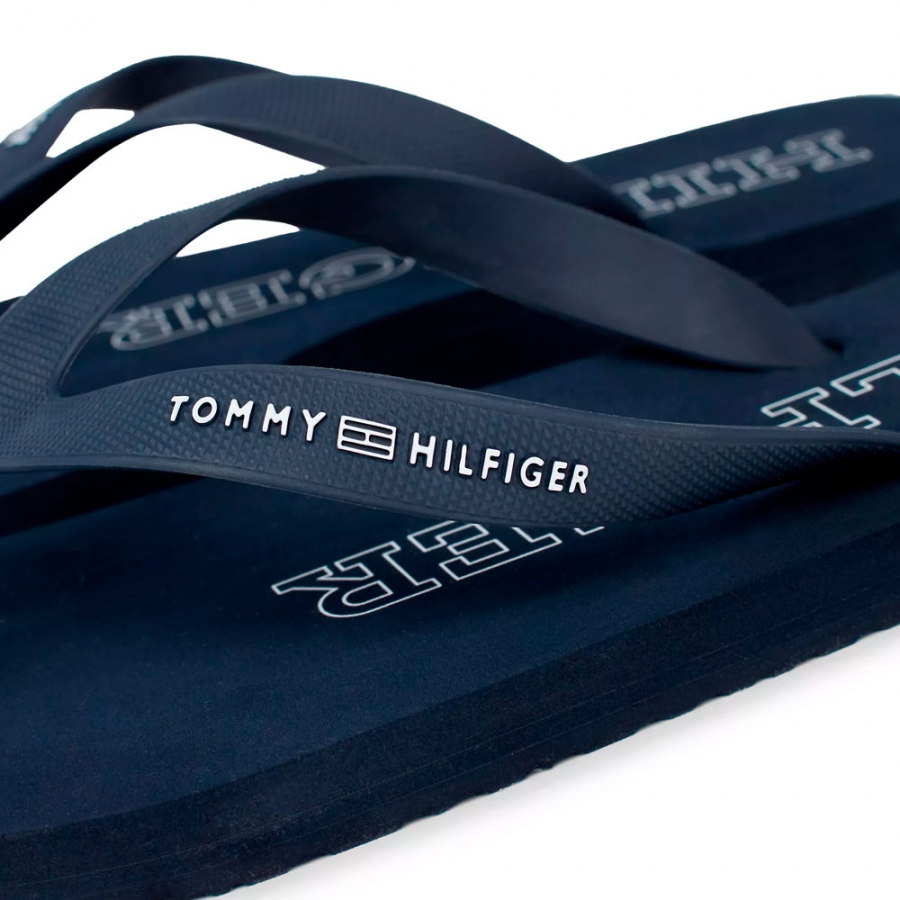 flip-flops-with-logo-on-the-strip