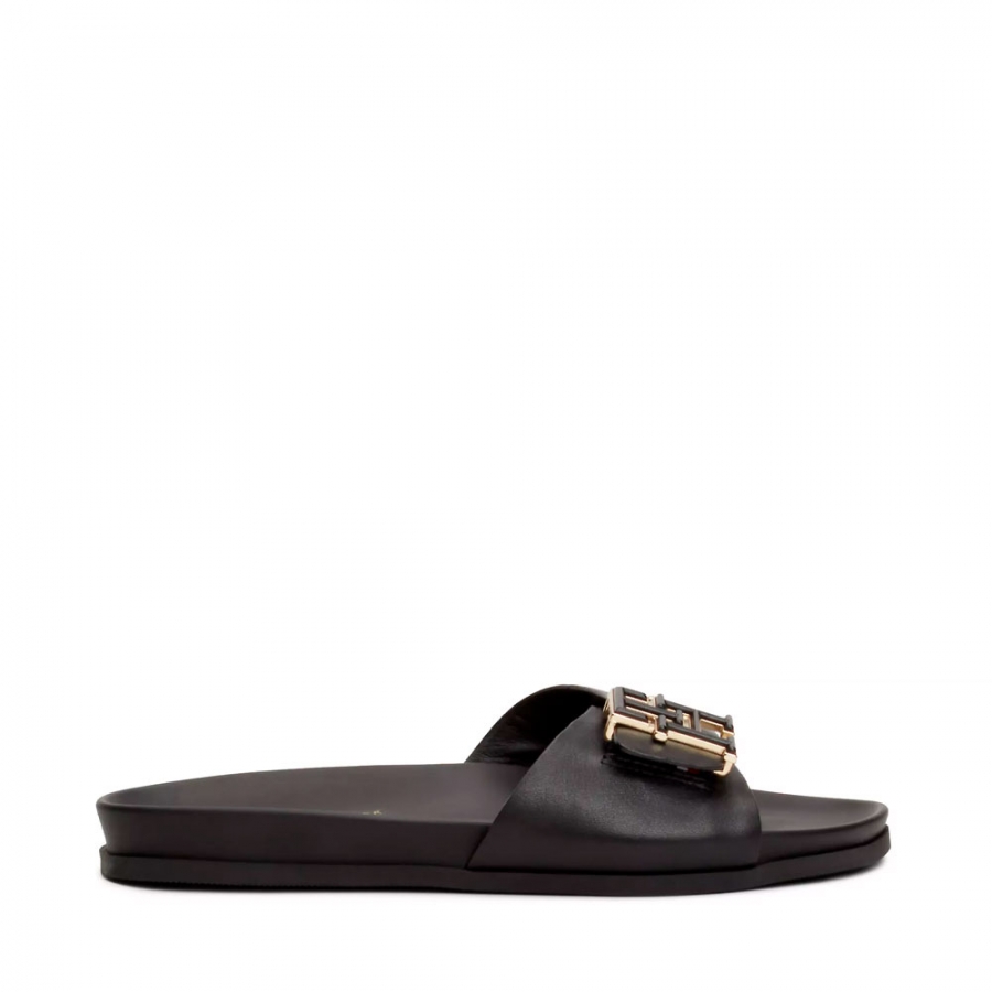 monogram-flat-leather-sandals