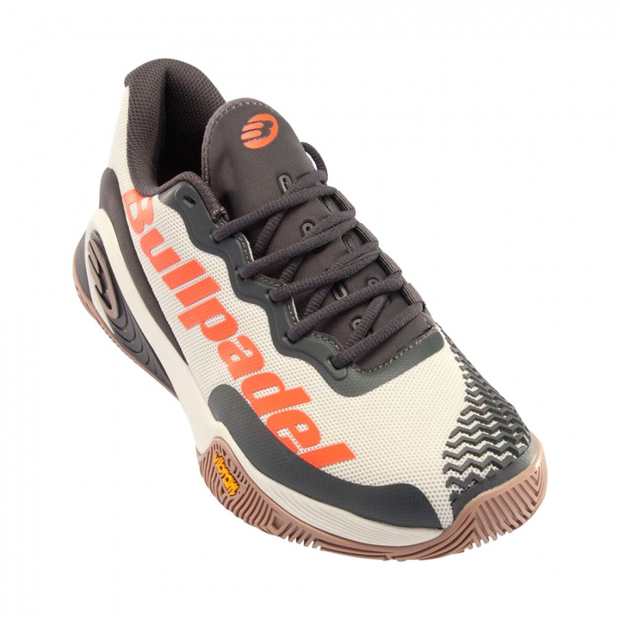 hack-vibram-23v-schuhe