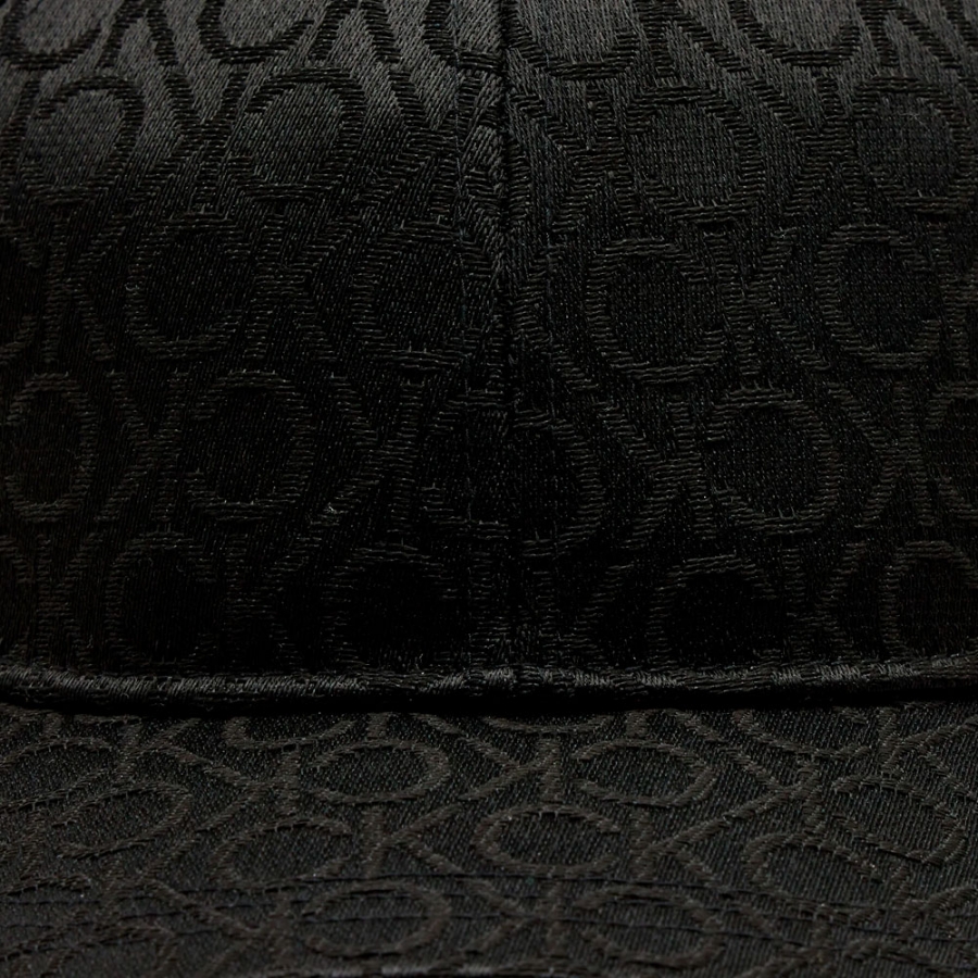 gorra-monogram-jacquard