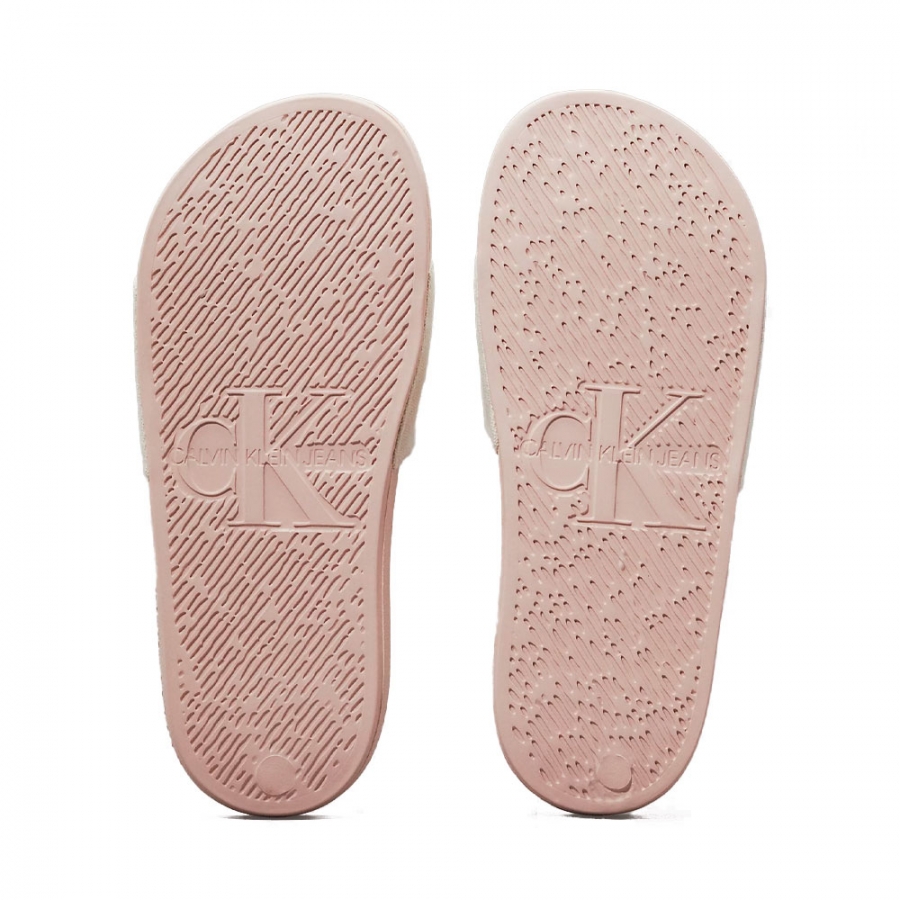 monogramm-flip-flops