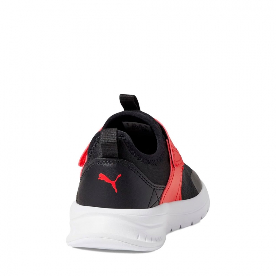 evolve-slip-on-kids-sneakers