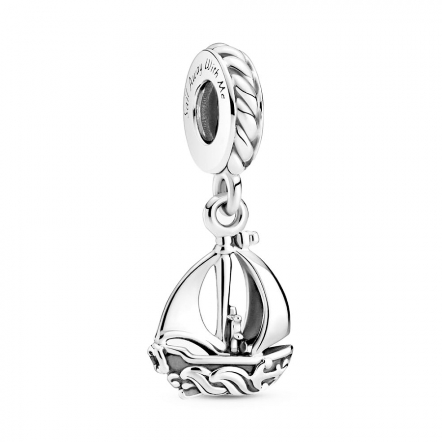 charm-pendentif-bateau-a-voile-799439c00