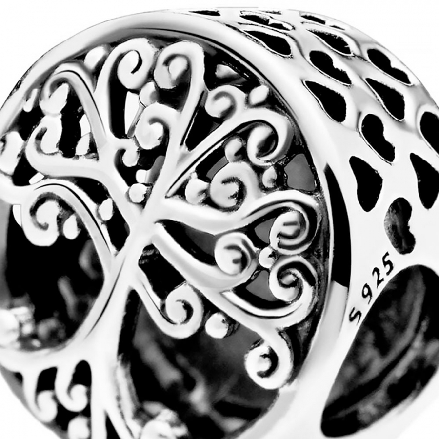 ciondolo-in-argento-sterling-con-radici-di-famiglia-797590