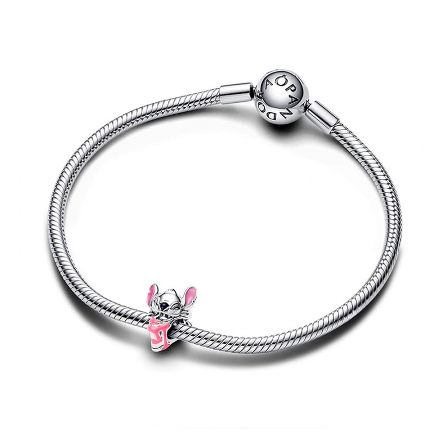 charm-stitch-disney-geburtstagstorte-793189c01