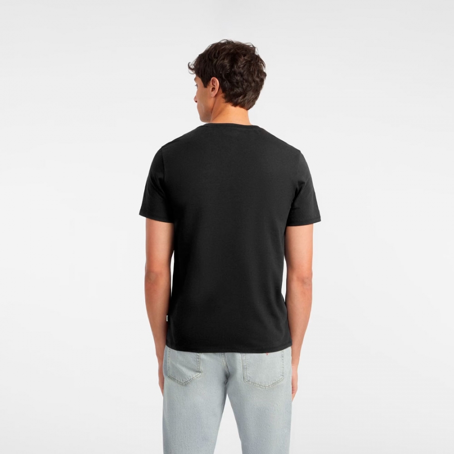 slim-t-shirt-mit-amerikanischer-tradition