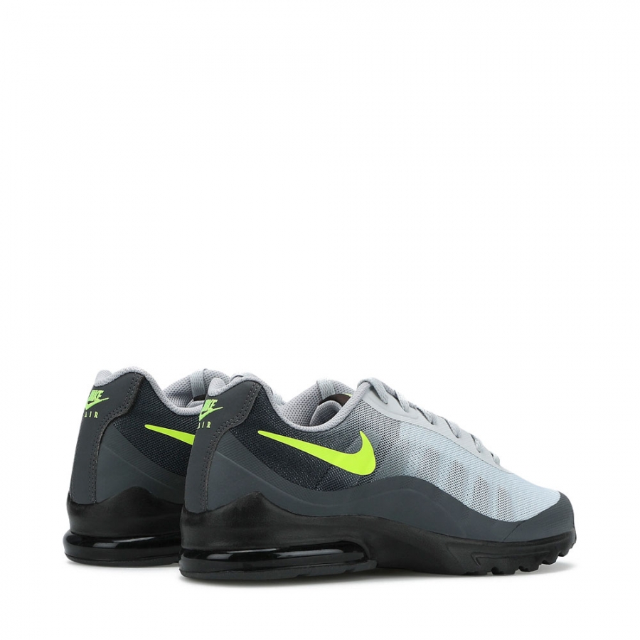 air-max-invigor-sneakers