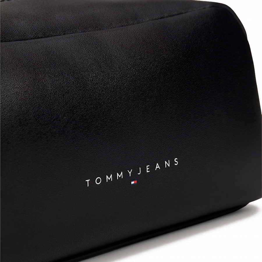 makeup-bag-with-side-handle-and-logo