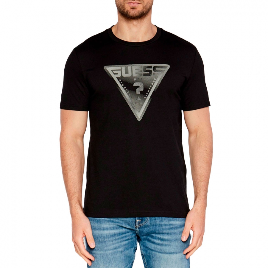 camiseta-logotipo-triangulo-frontal