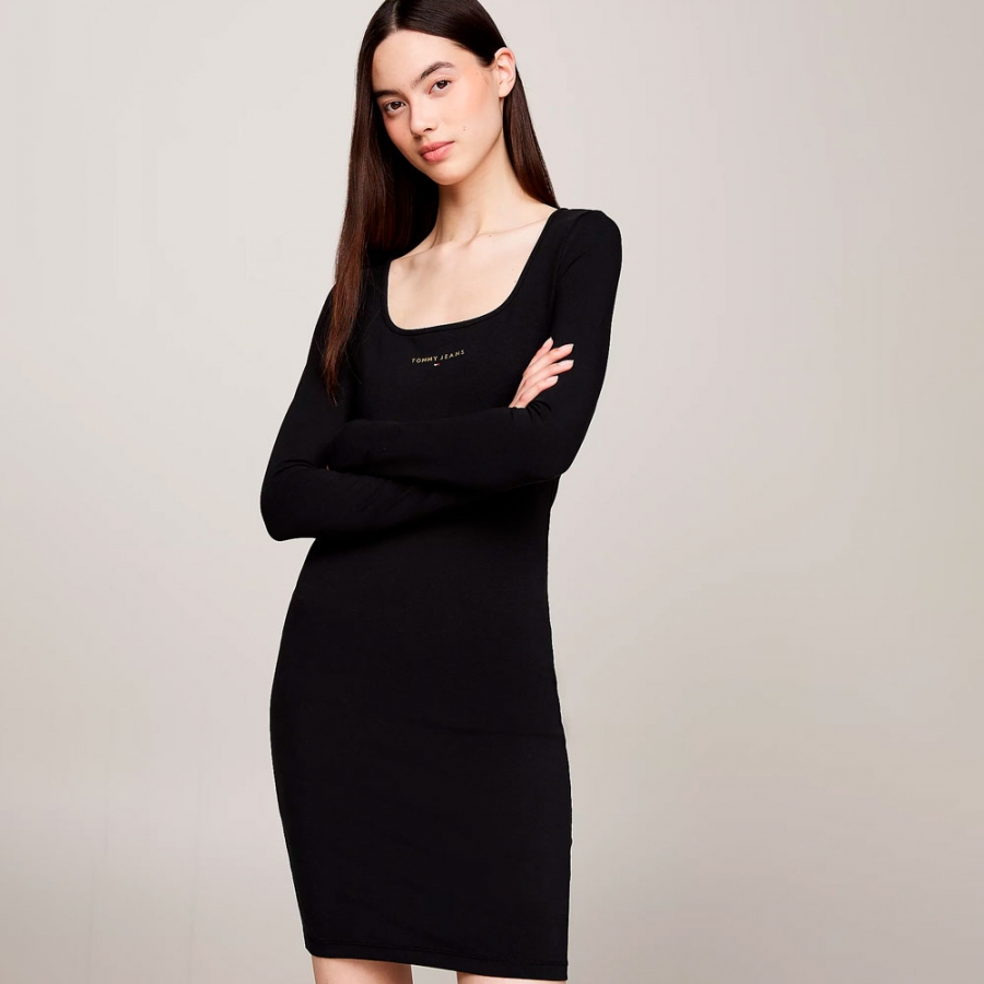 long-sleeve-fitted-dress