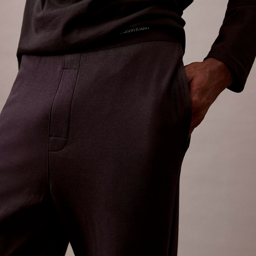 jogger-pants