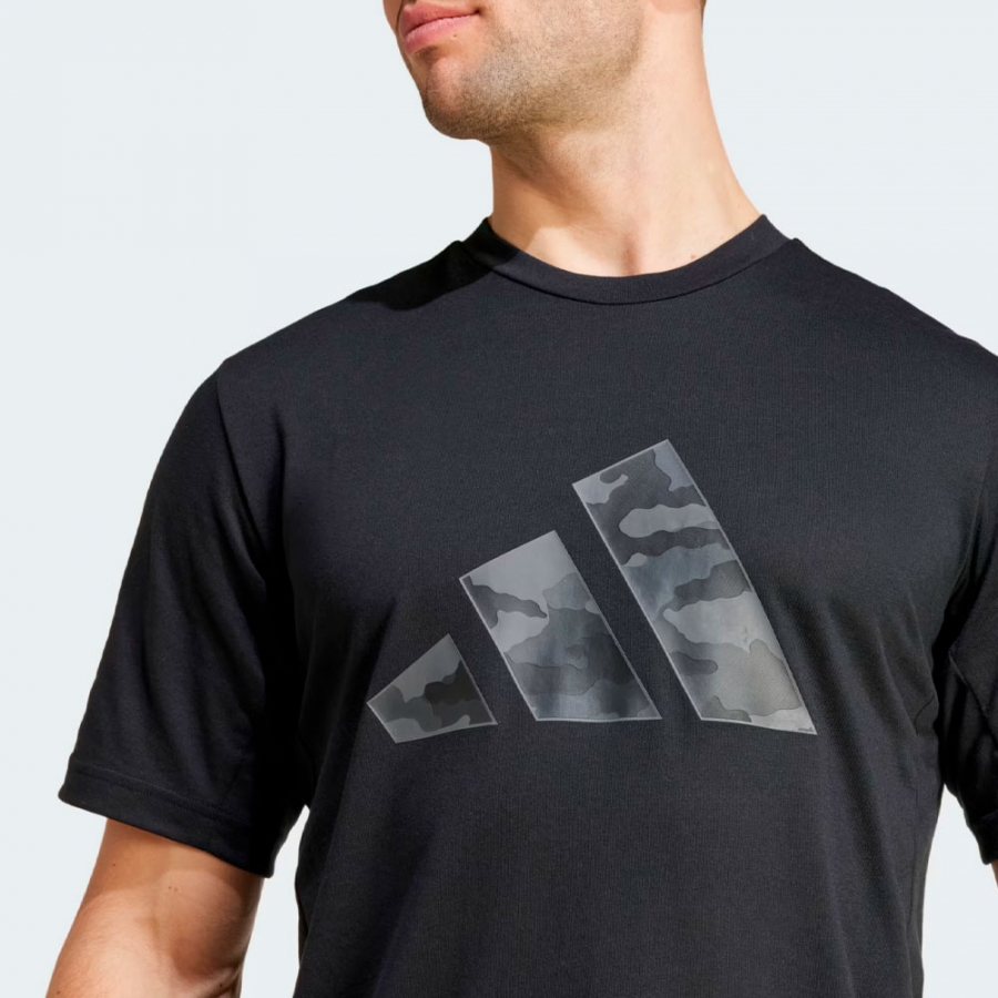 train-essentials-camo-graphic-logo-t-shirt