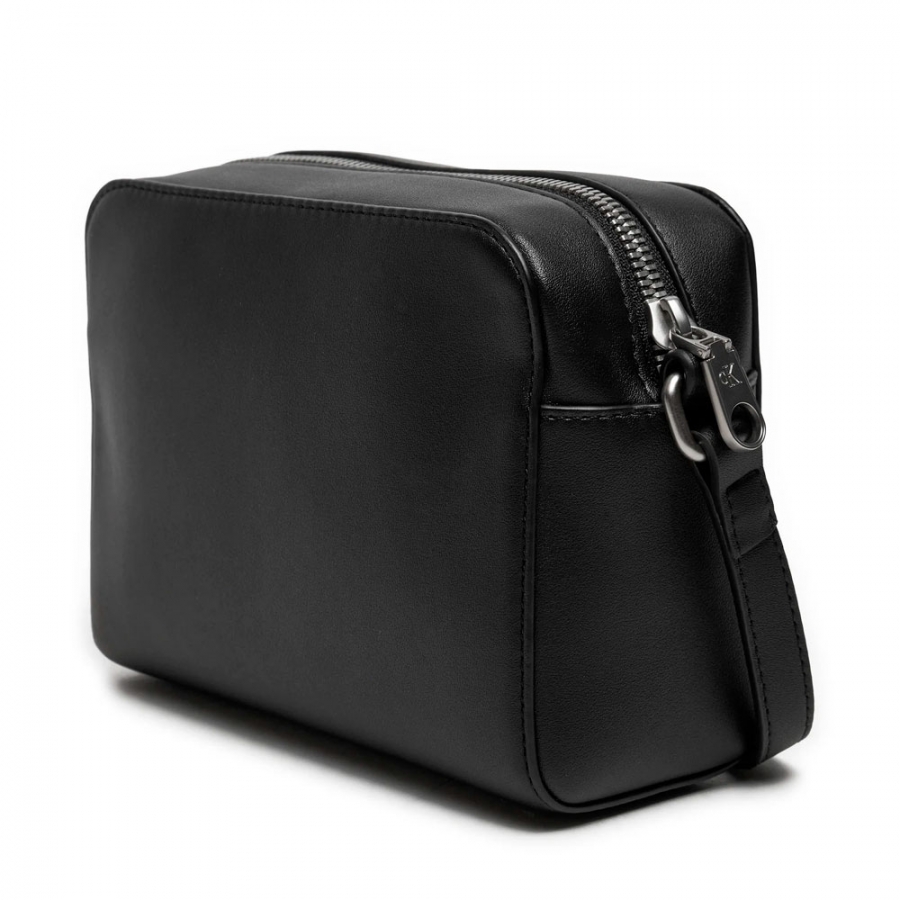 bolsa-crossbody-deboss-esculpida-para-camera