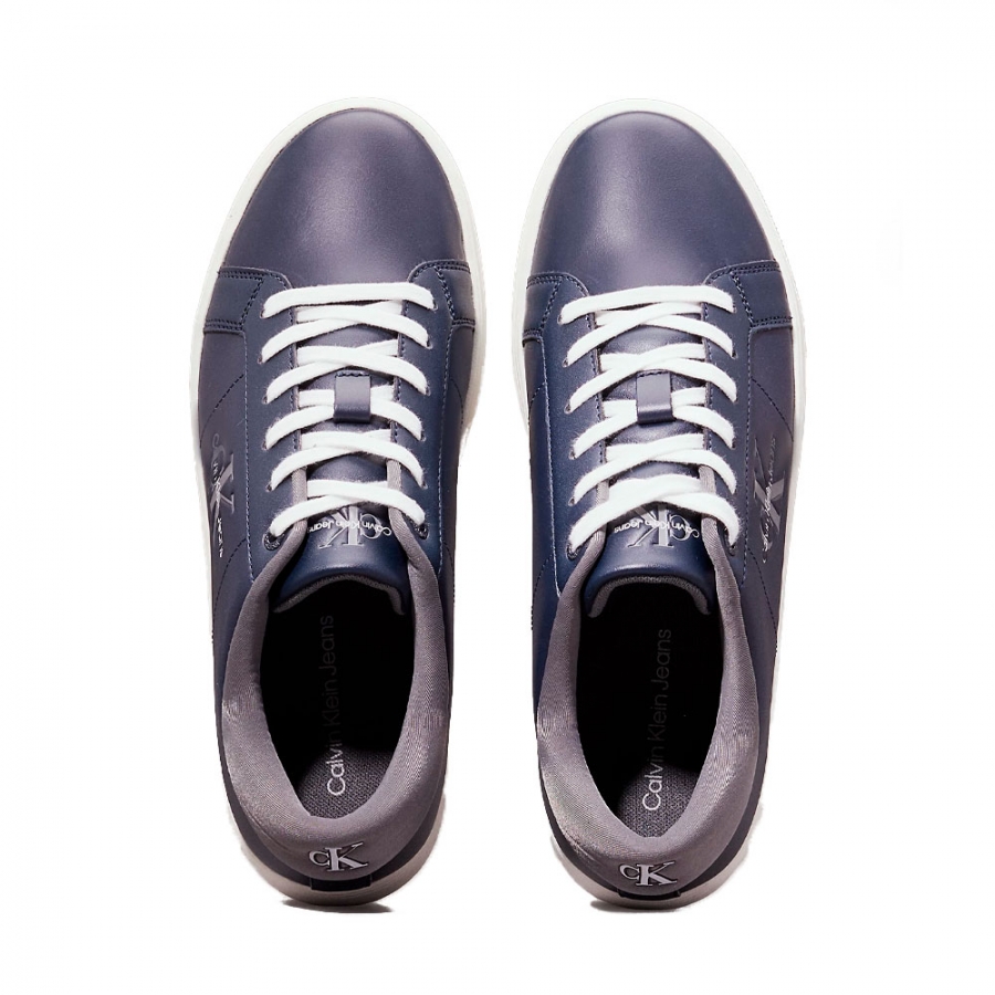 classic-cupsole-low-sneakers