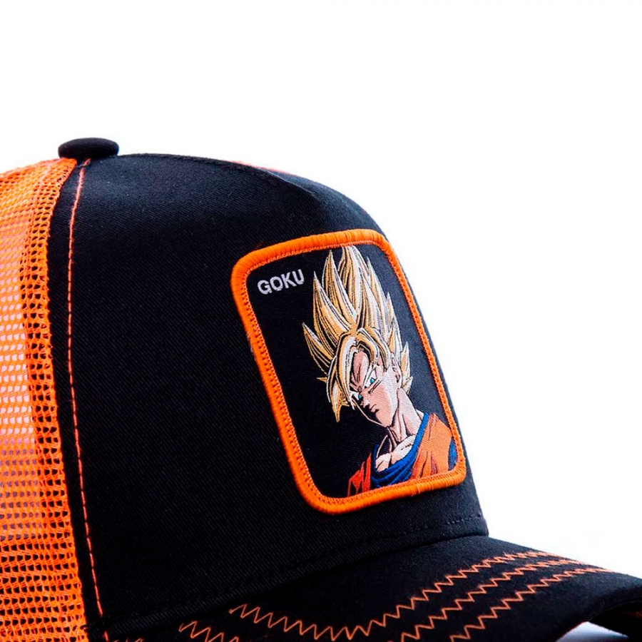 casquette-dragon-ball-z-goku-supe-saiyan