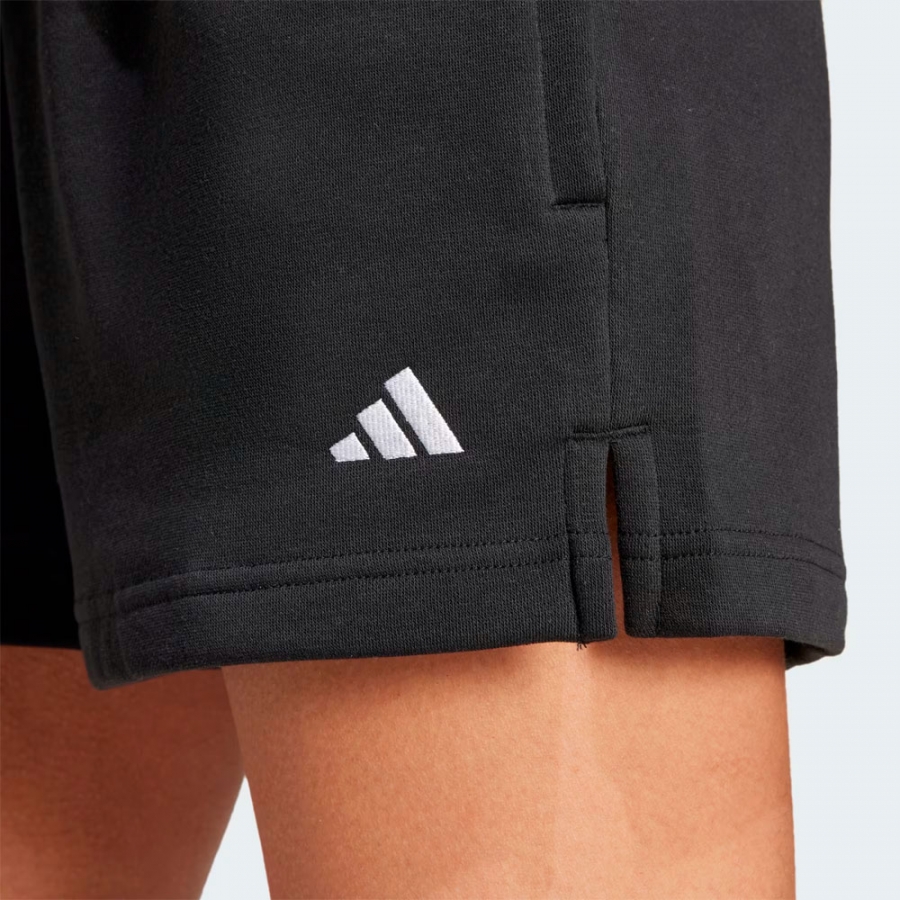 shorts-con-piccolo-logo-essentials