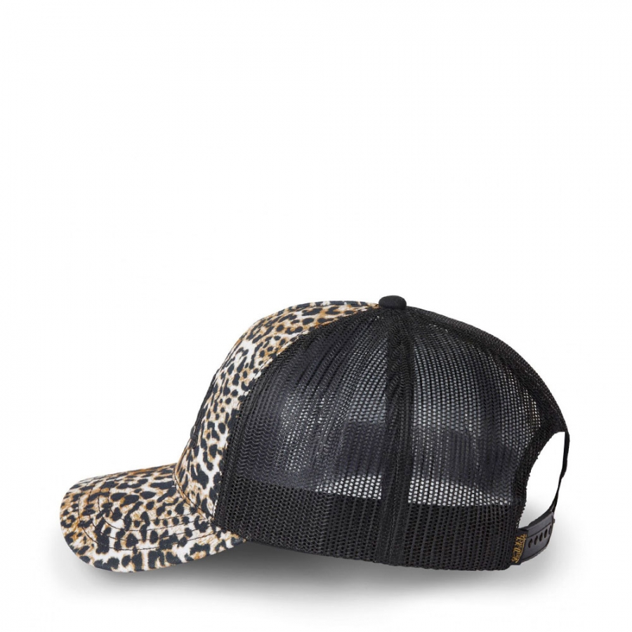 cap-with-animal-print