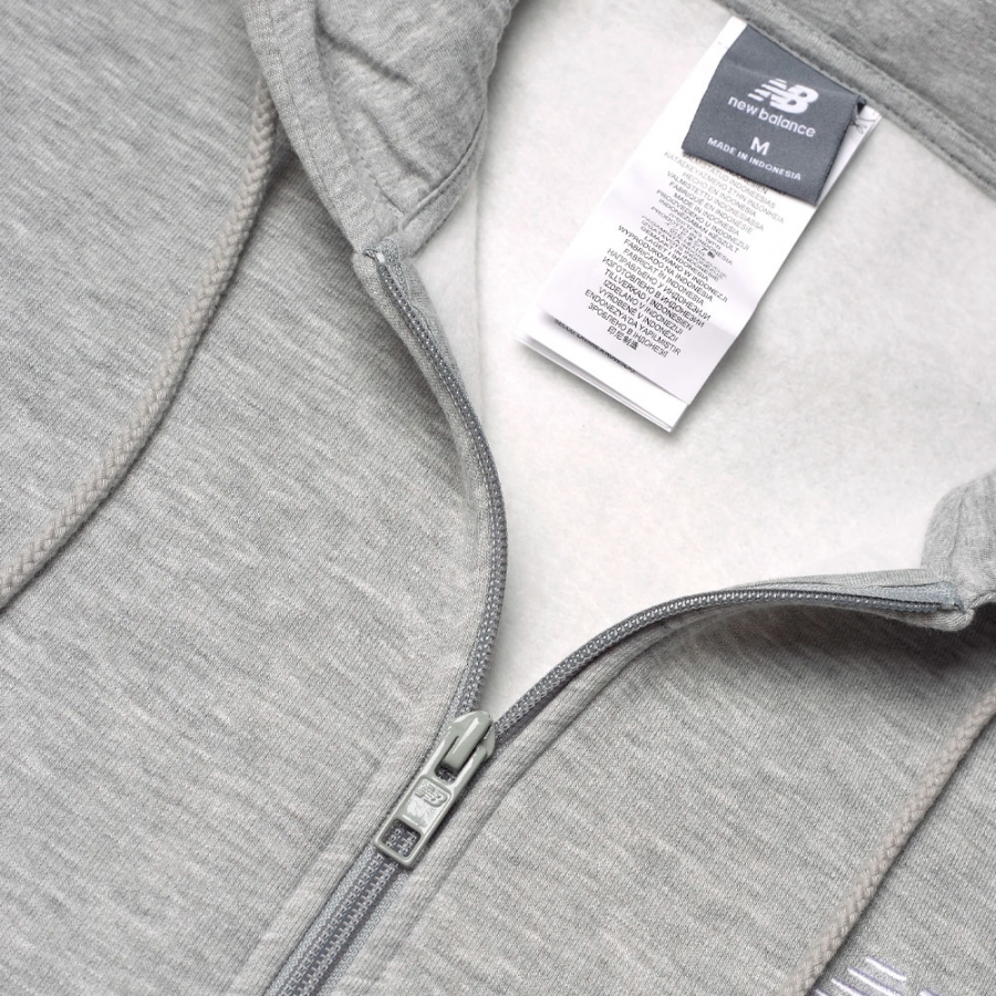 sweat-shirt-zippe-avec-logo-essentials