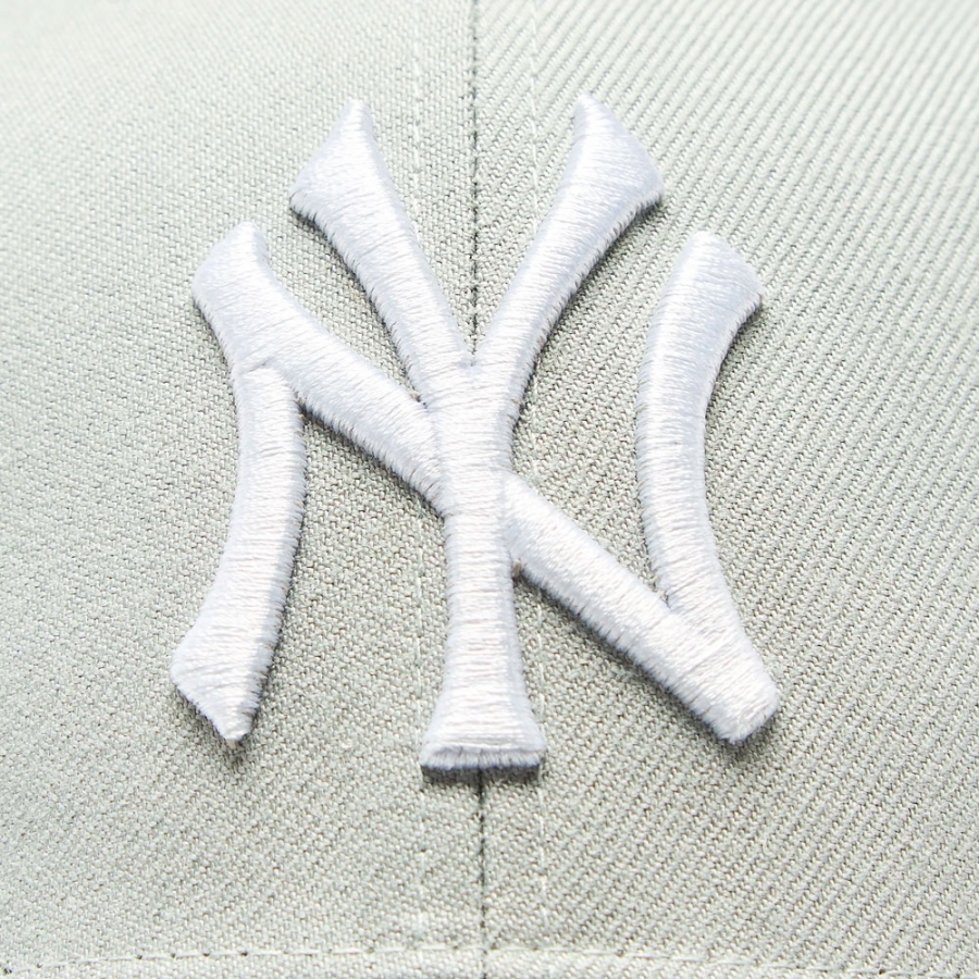 gorra-con-visera-new-york-yankees