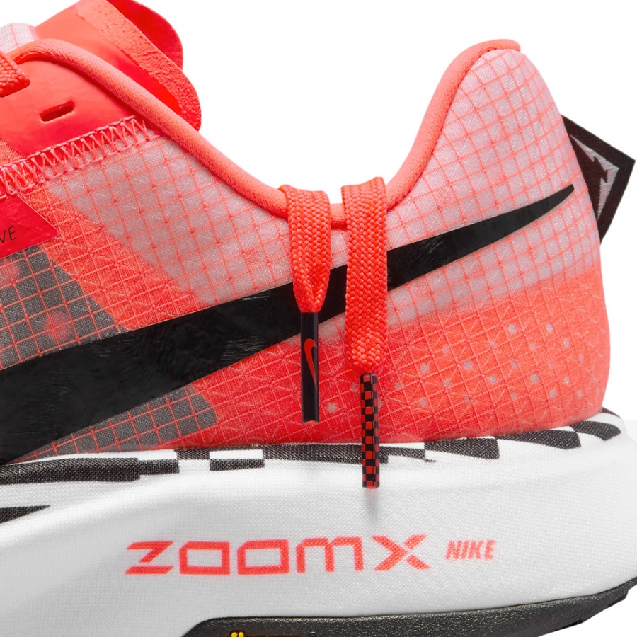 zoom-ultrafly-sneakers