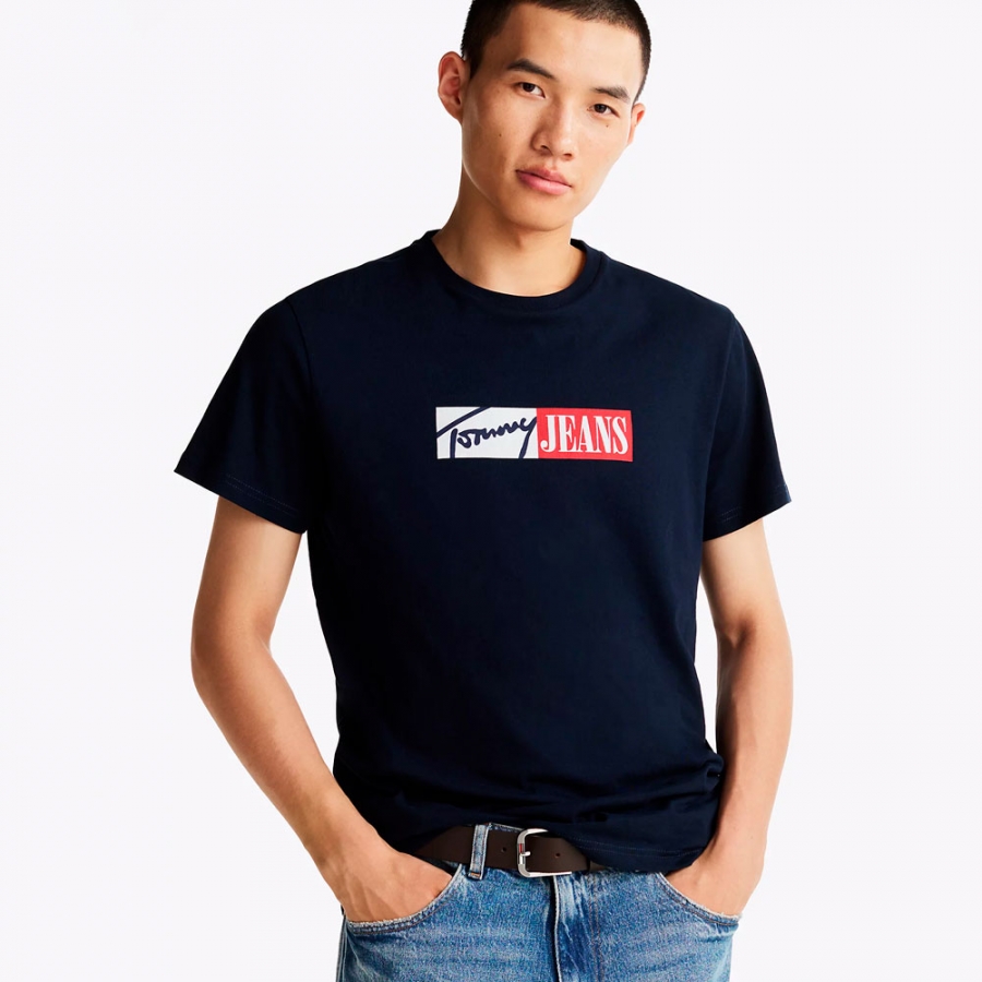 t-shirt-dal-taglio-slim-con-logo-distintivo