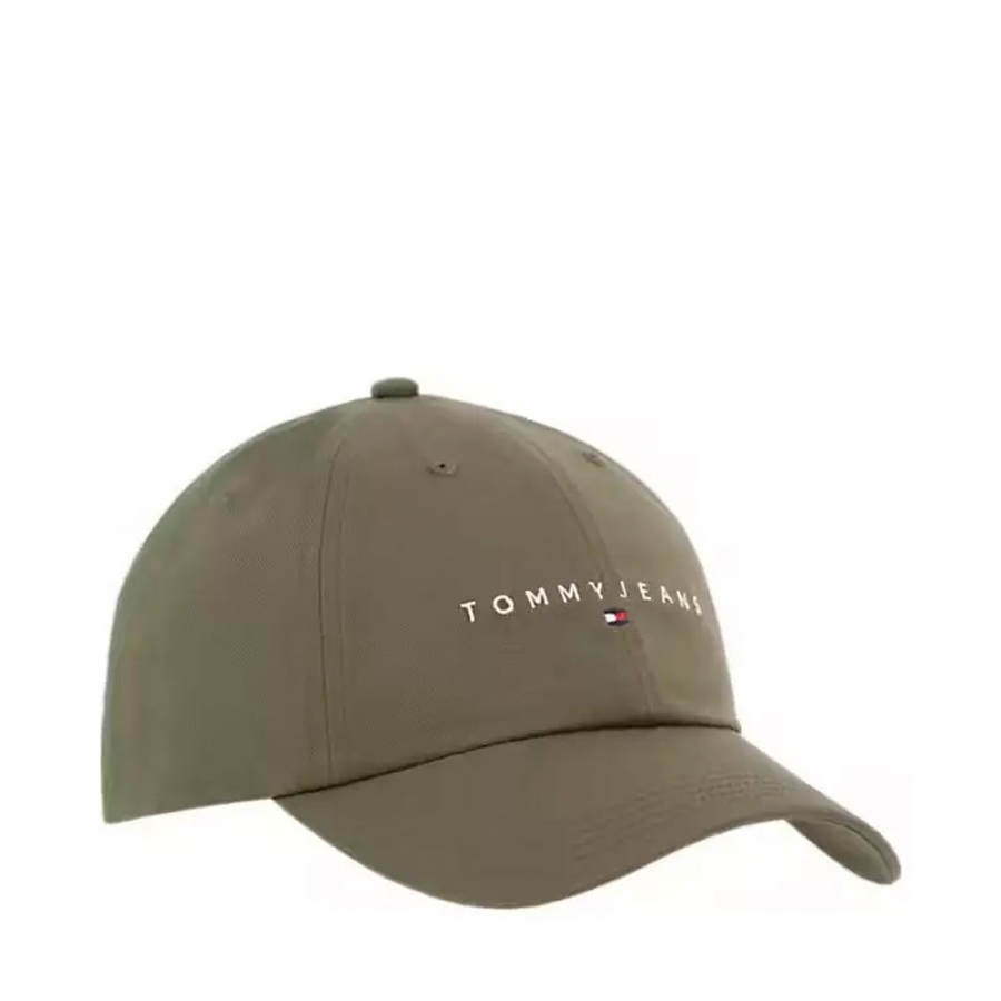 baseball-cap-with-embroidered-logo