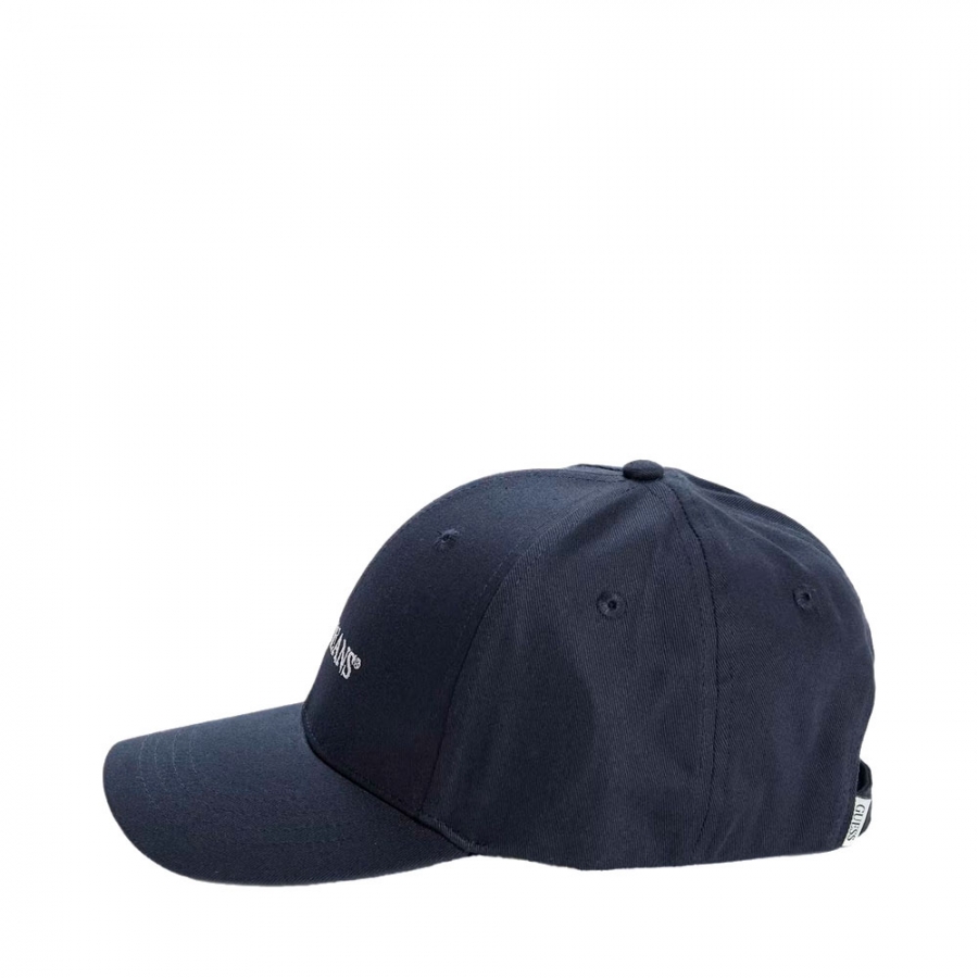 casquette-de-baseball-avec-logo