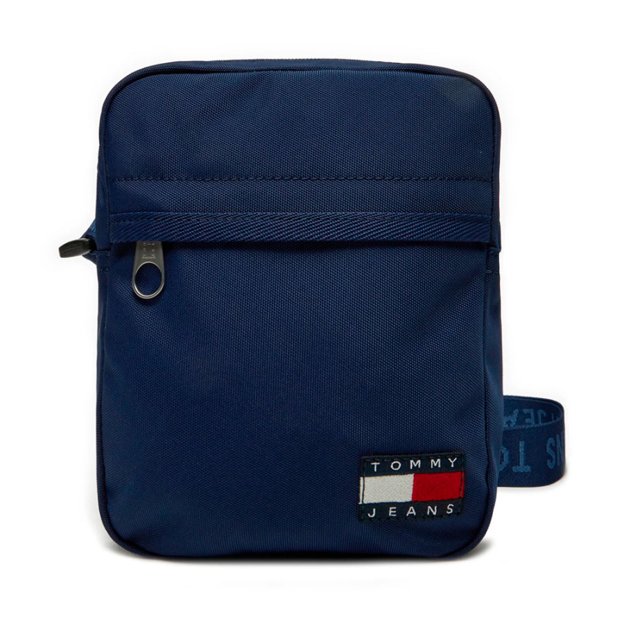 reporter-essential-shoulder-bag-with-logo