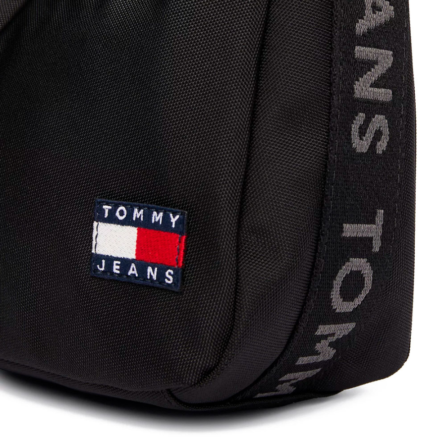 essential-shoulder-bag-with-inscription