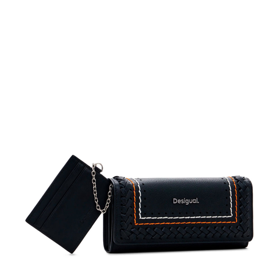 mariona-plot-wallet