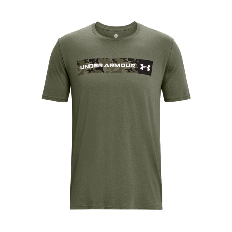 t-shirt-de-manga-curta-com-risca-de-peito-camo