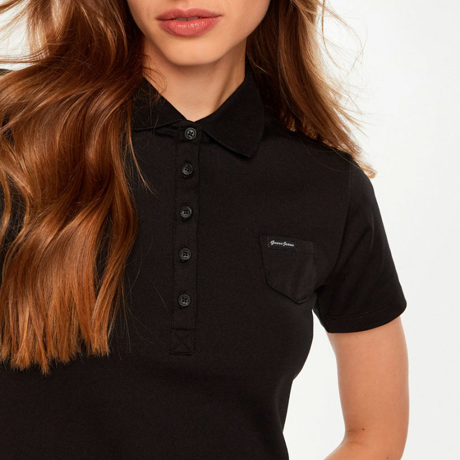 schlankes-poloshirt-mit-standard-passform