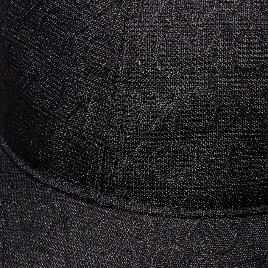 casquette-jacquard-avec-logo