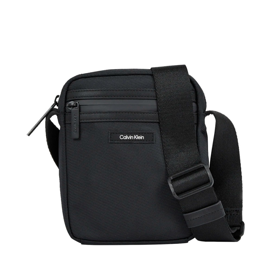 essential-reporter-xs-shoulder-bag