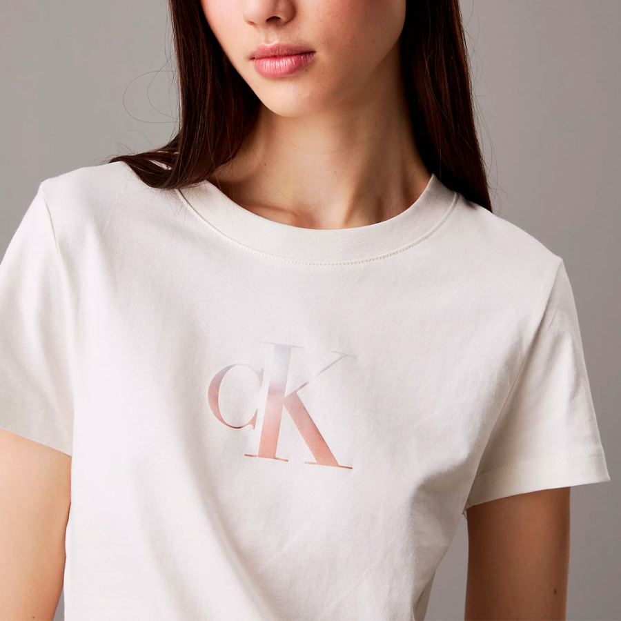 slim-t-shirt-with-monogram