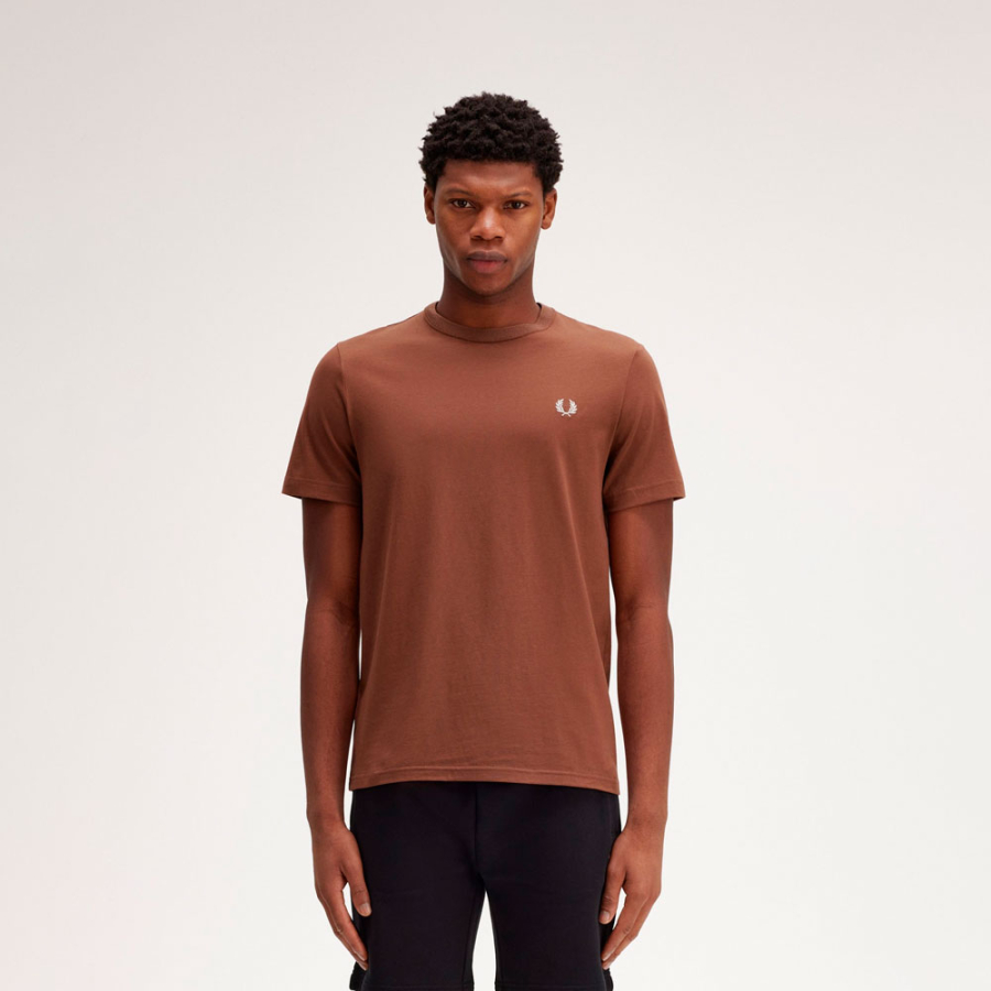 round-neck-t-shirt