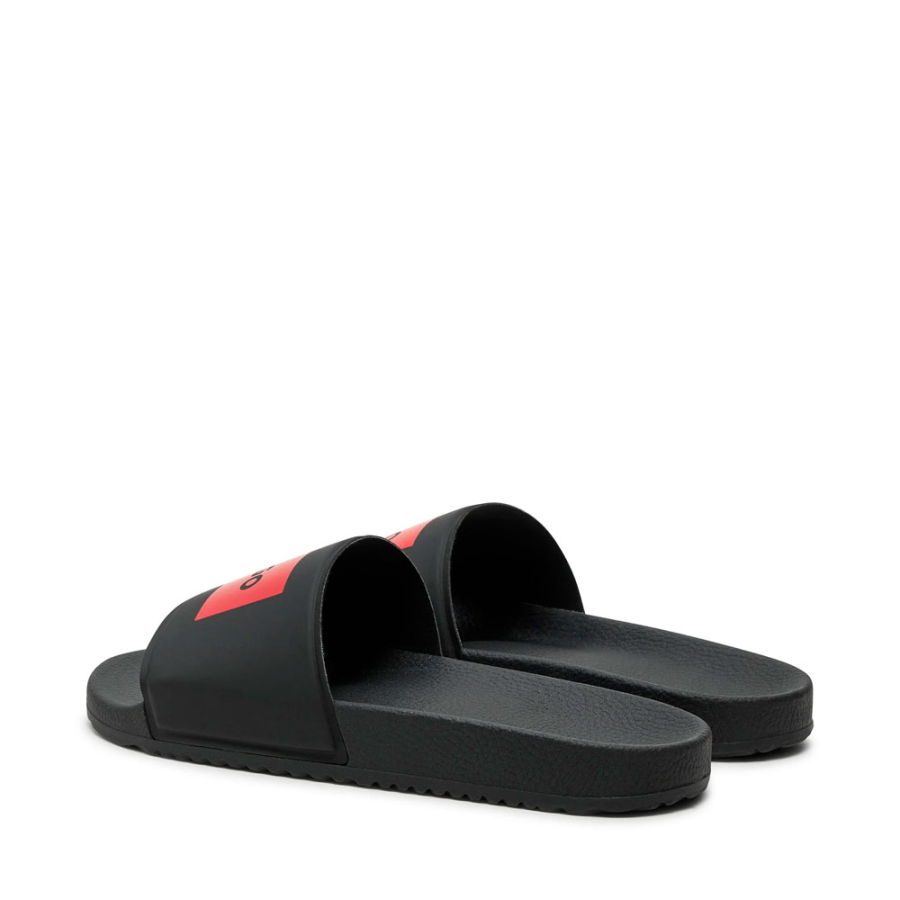 flip-flops-with-logo-label